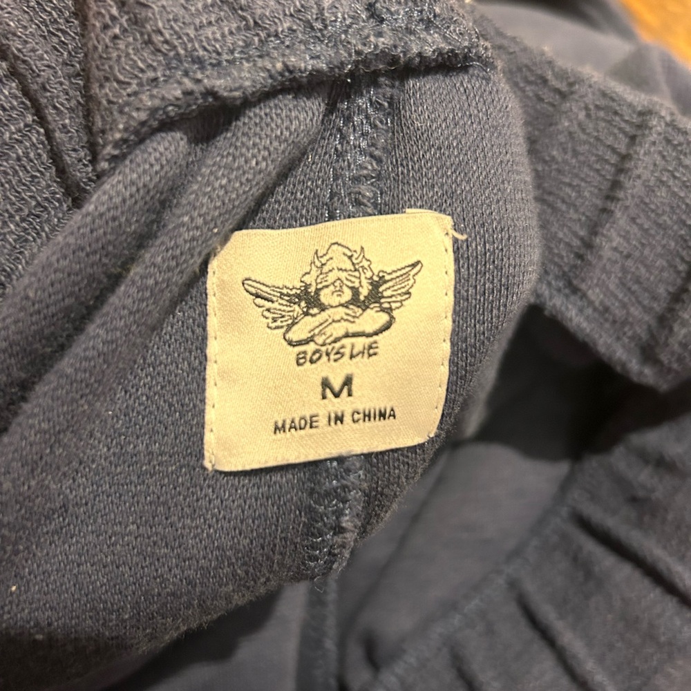 Boys lie sweatpants, worn once - Picture 2 of 3